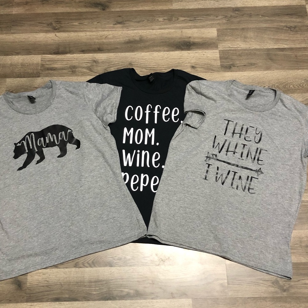 Women’s T-shirt’s size Large